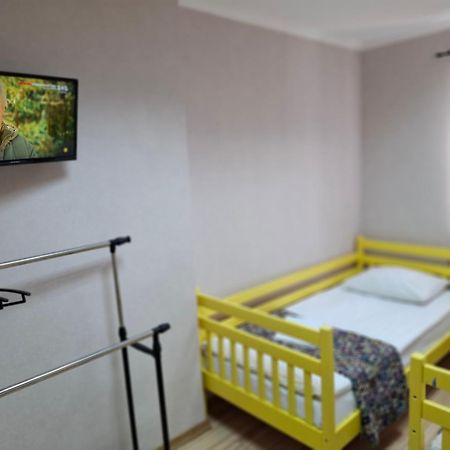 Guest House "Golden Gate 911 " Kyiv Exterior foto