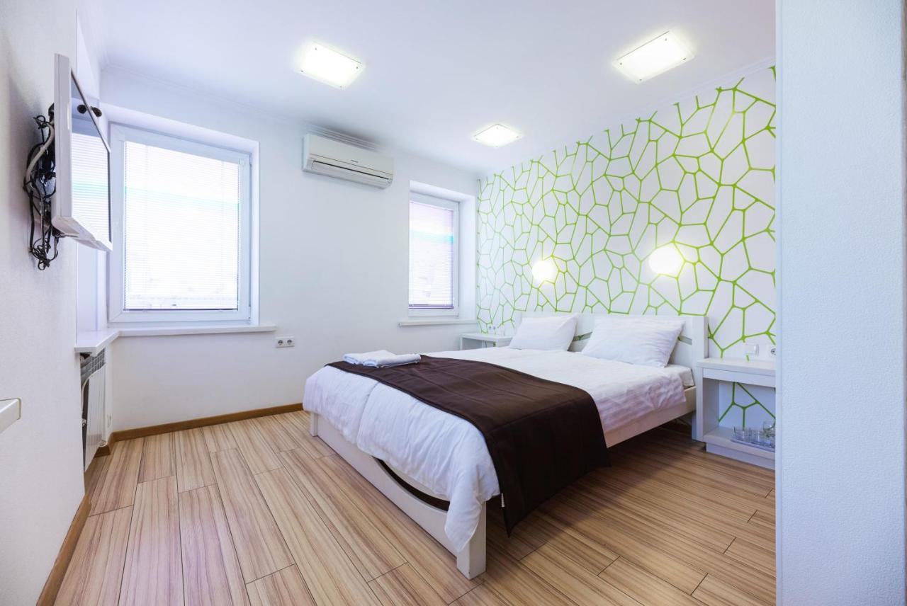 Guest House "Golden Gate 911 " Kyiv Exterior foto