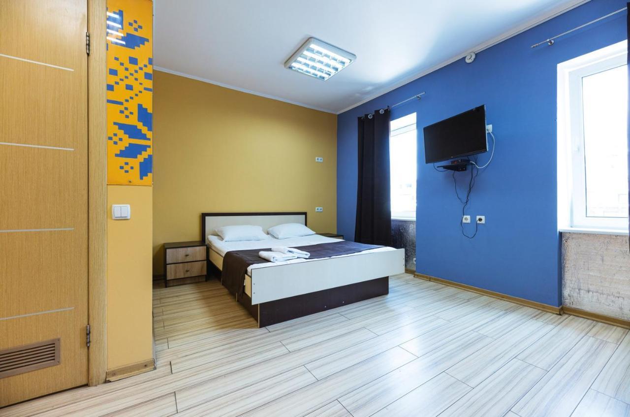 Guest House "Golden Gate 911 " Kyiv Exterior foto