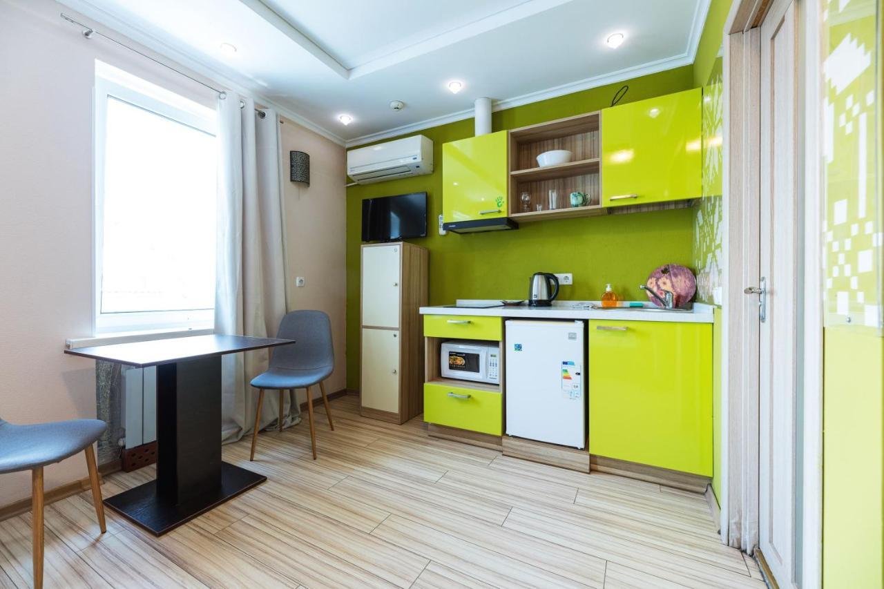 Guest House "Golden Gate 911 " Kyiv Exterior foto