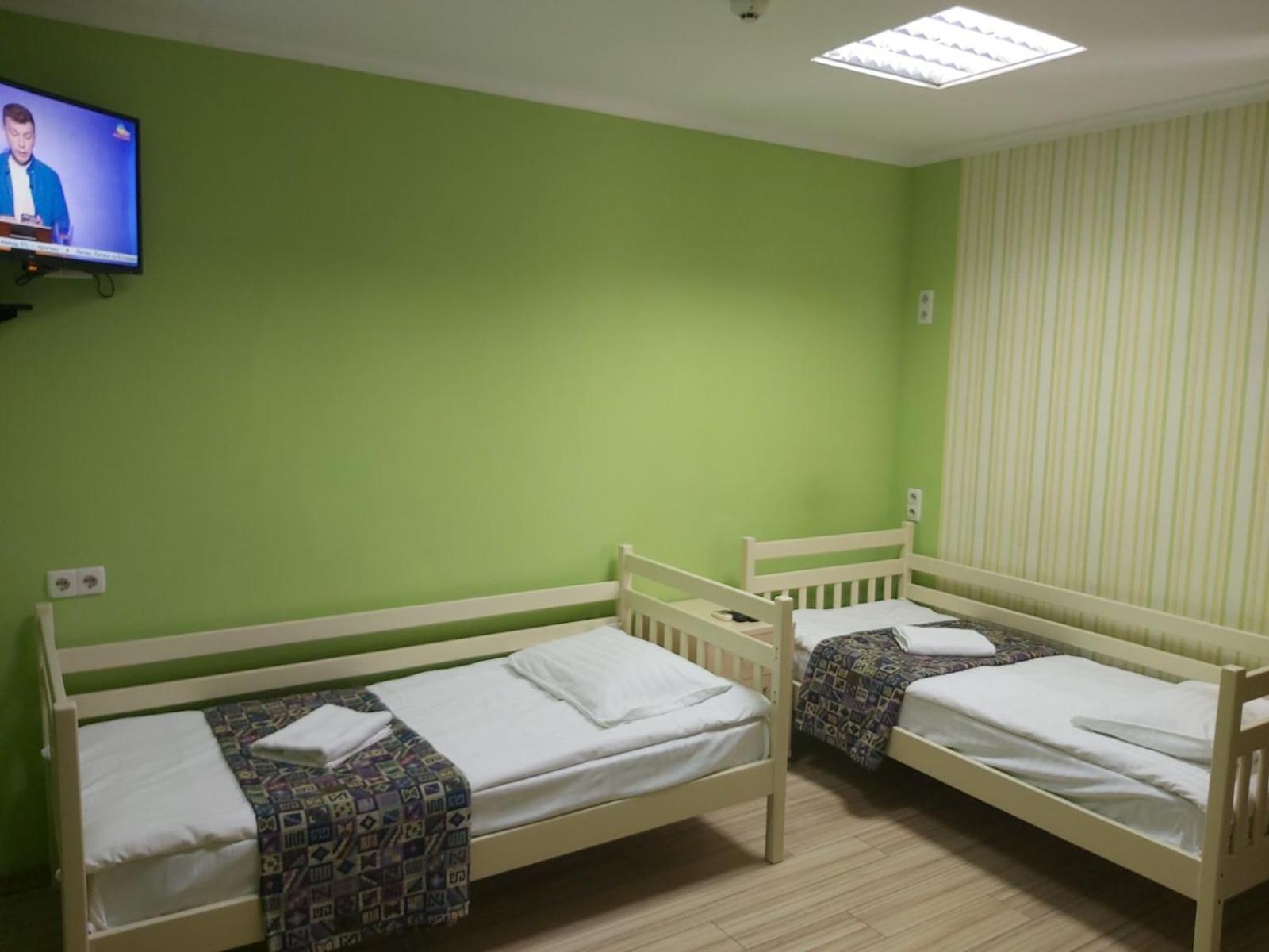 Guest House "Golden Gate 911 " Kyiv Exterior foto