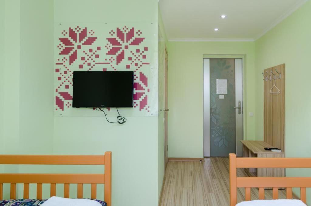 Guest House "Golden Gate 911 " Kyiv Exterior foto