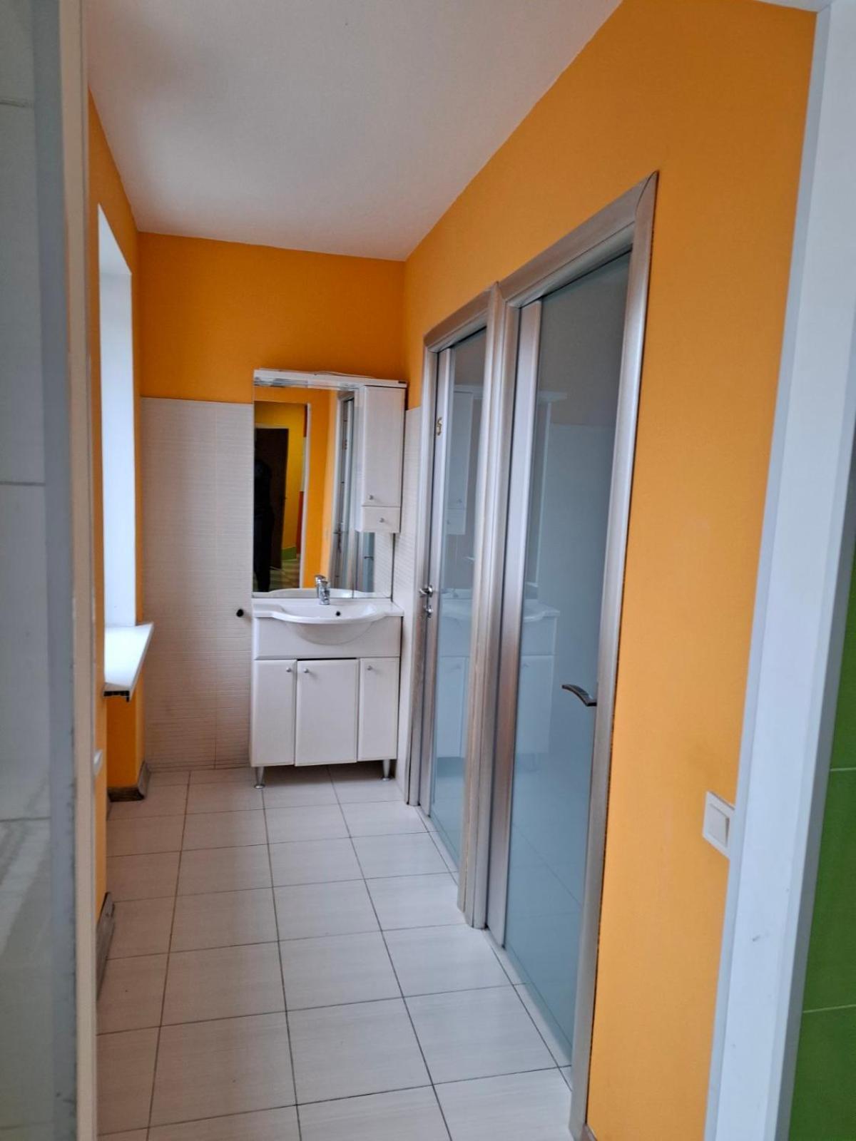 Guest House "Golden Gate 911 " Kyiv Exterior foto