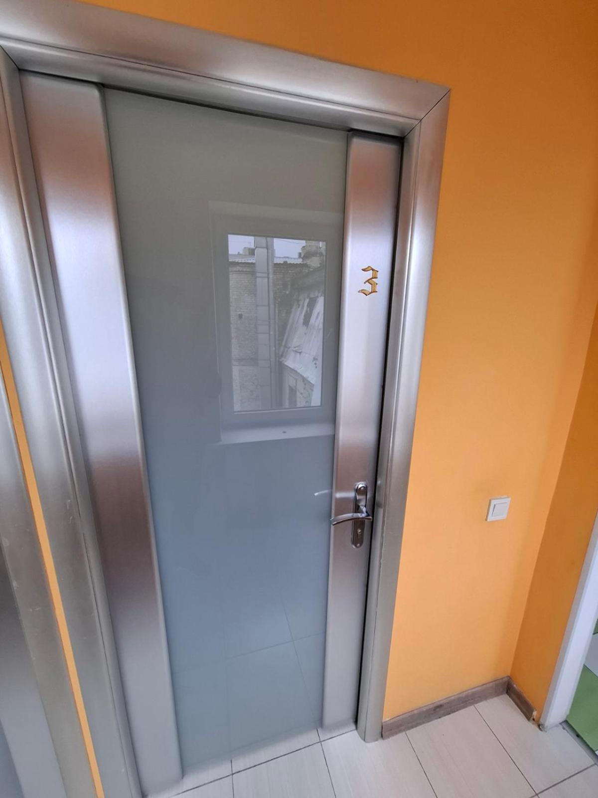 Guest House "Golden Gate 911 " Kyiv Exterior foto