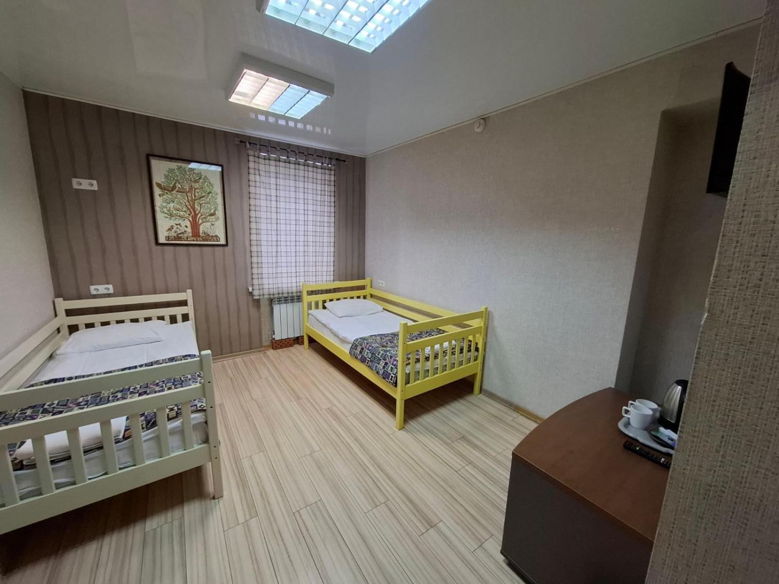 Guest House "Golden Gate 911 " Kyiv Exterior foto